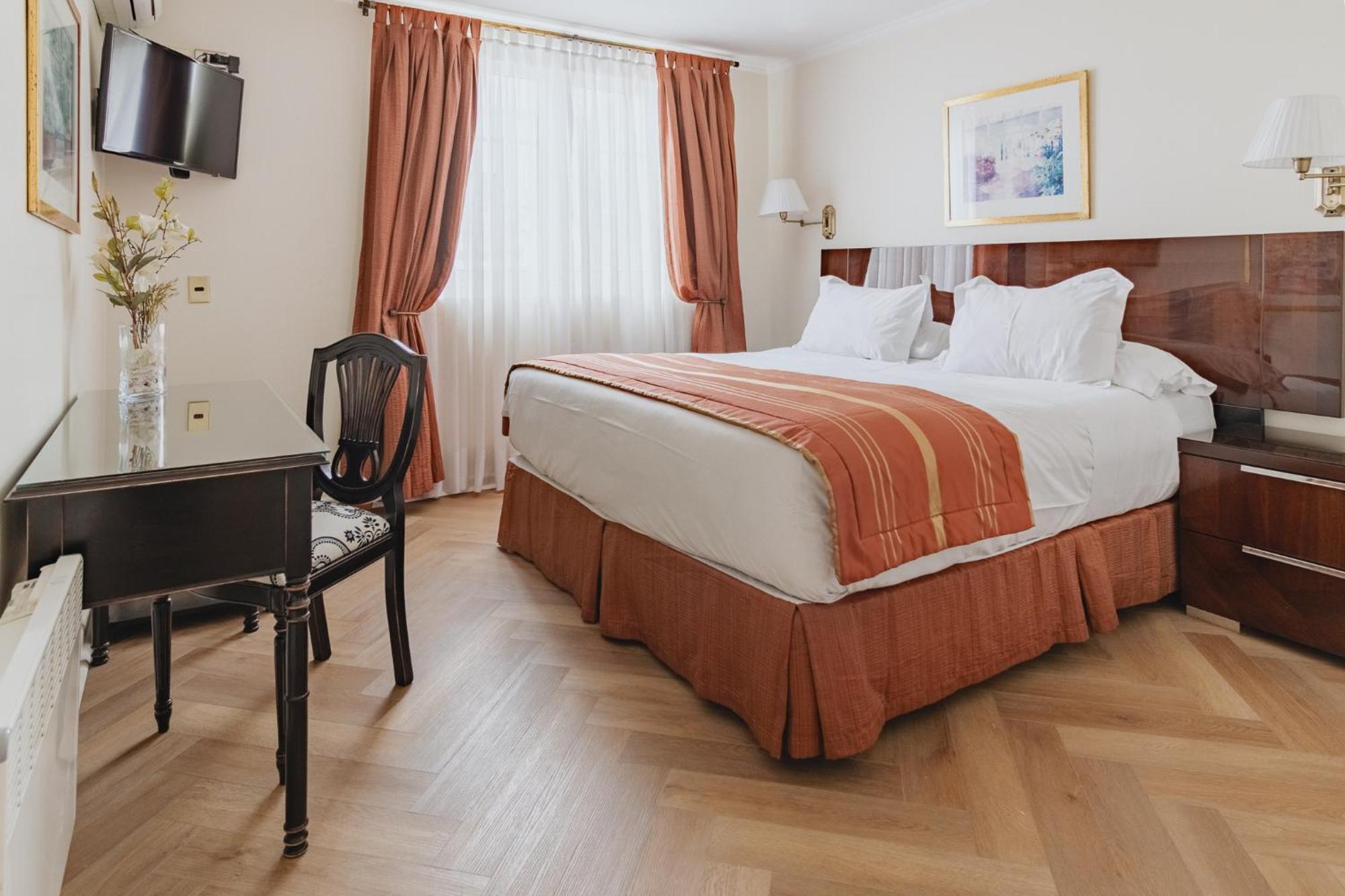 Orly Suites Santiago Exterior photo